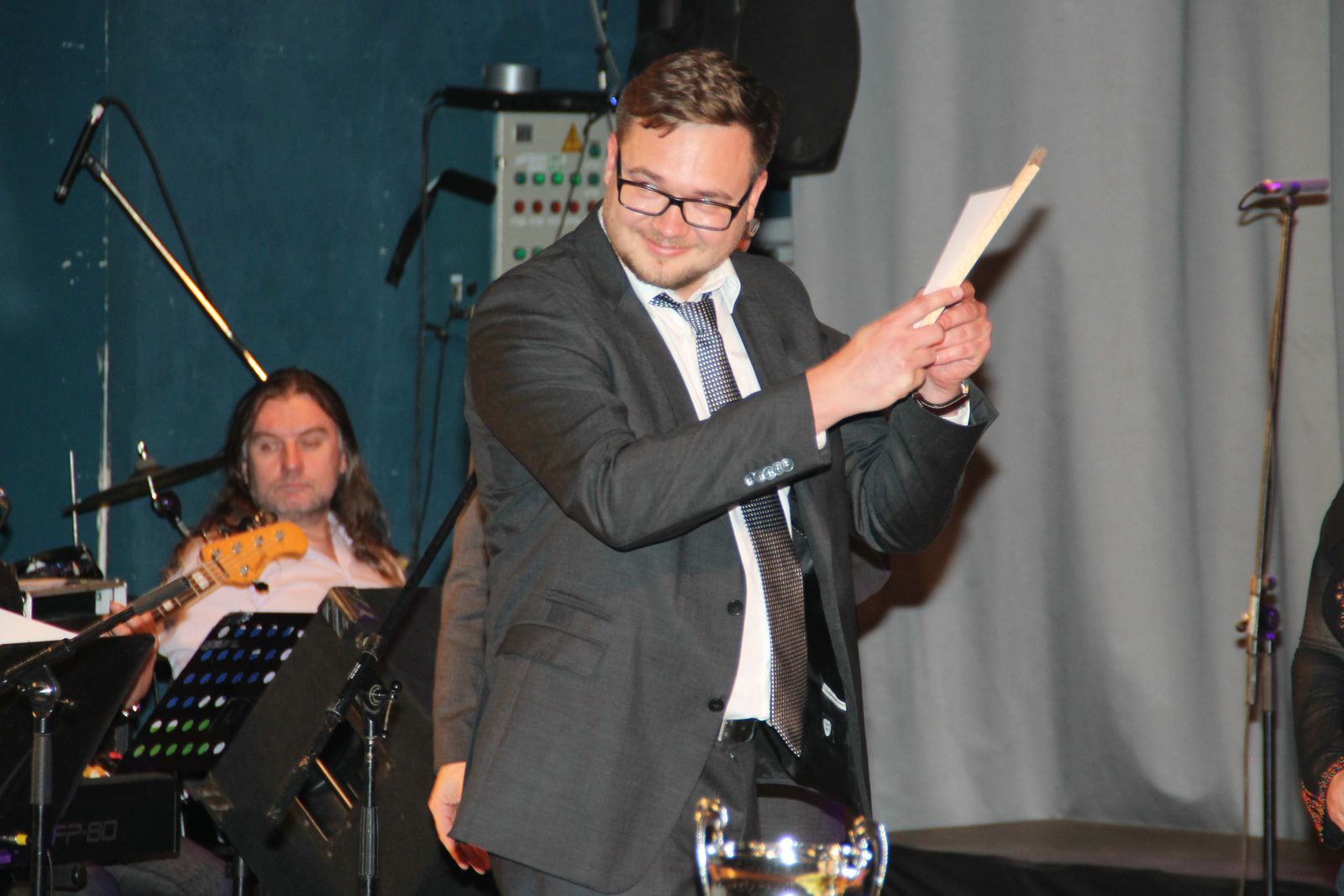 Lauluragin 2015 konkurss